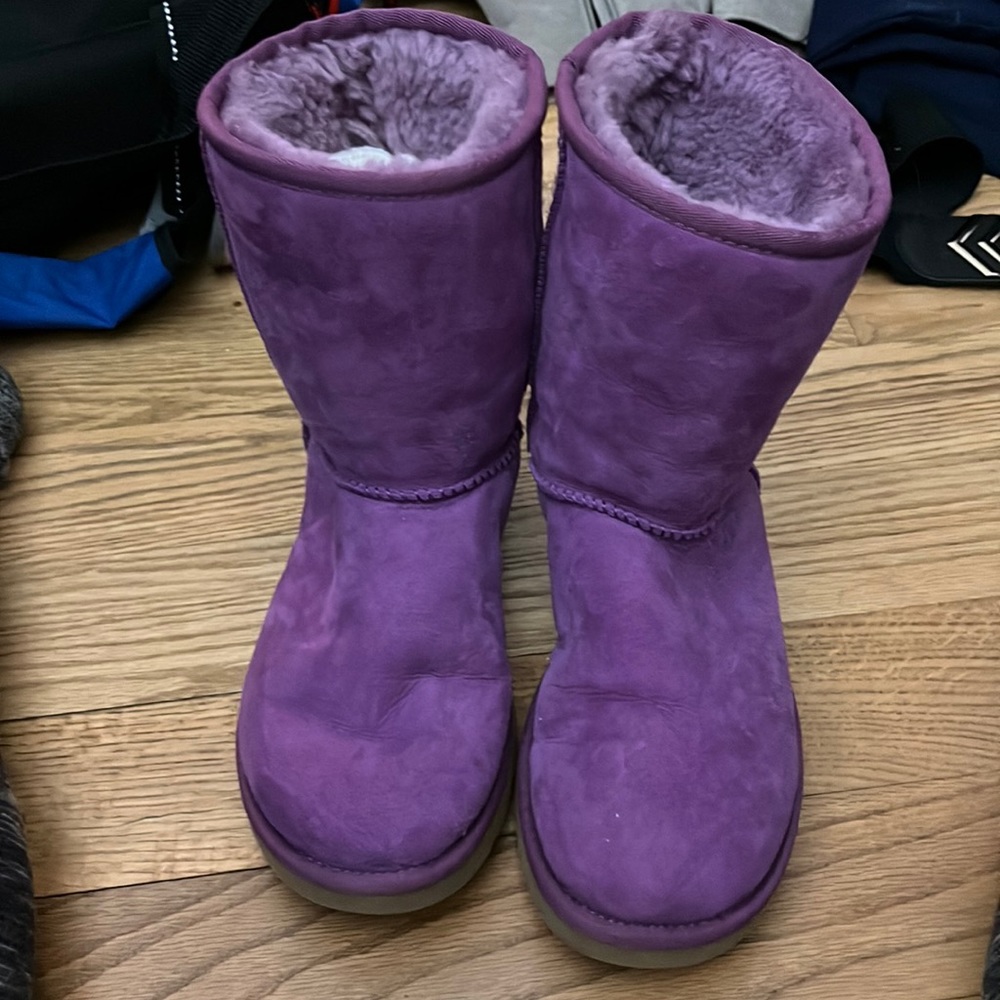 Ugg Bailey boot in purple
